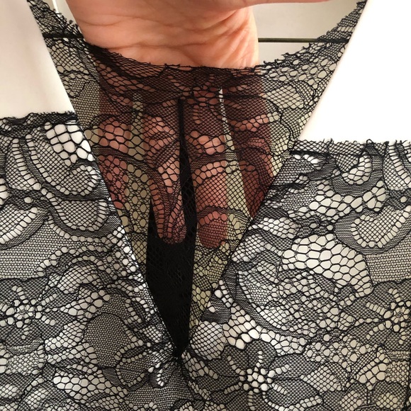 Lace detail peplum top - Picture 3 of 5